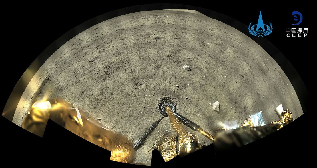 An image taken by the optical camera inside the Chang'e-5 computer shows the surface of the moon after the probe's landing.